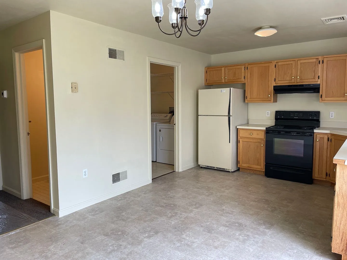 18-32 S. Whisper Ln. — Photo 4
