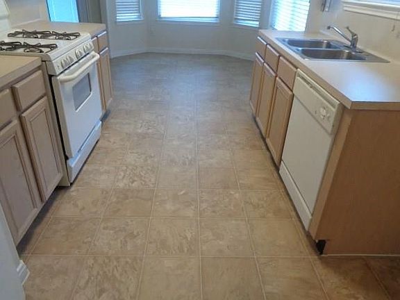 3rd image of 21486 Olympic Forest Dr