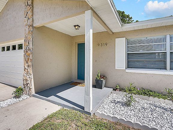 4th image of 9319 Toby Ln