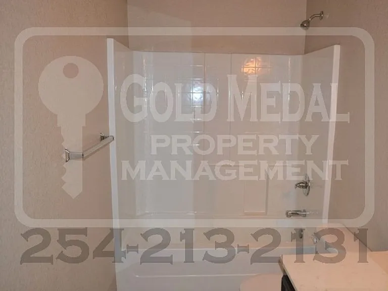 1110 Grace Point Dr — Photo 9