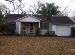 1931 N Avenue G, Freeport, TX 77541