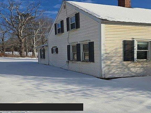 3rd image of 569 Rutland Rd