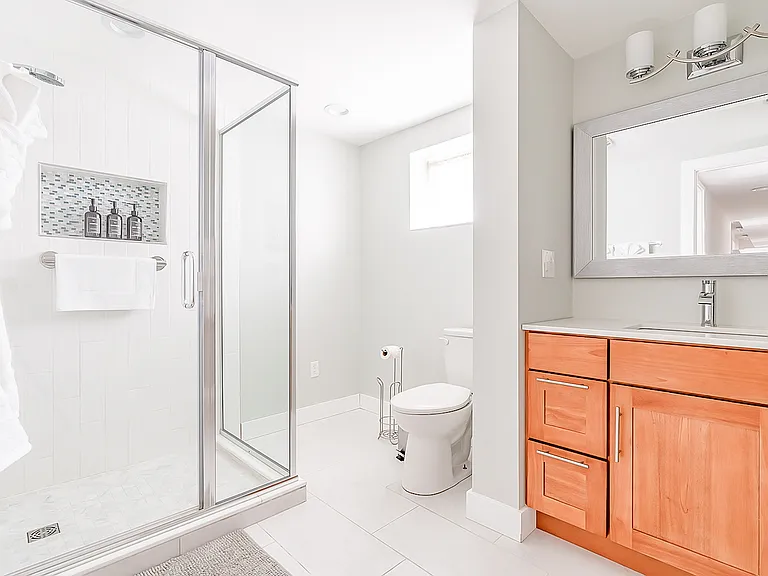 17271 NE 7th Pl — Photo 20