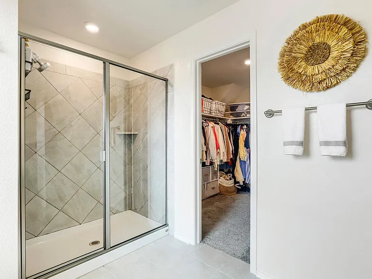 6504 Albany Sleigh Dr — Photo 22