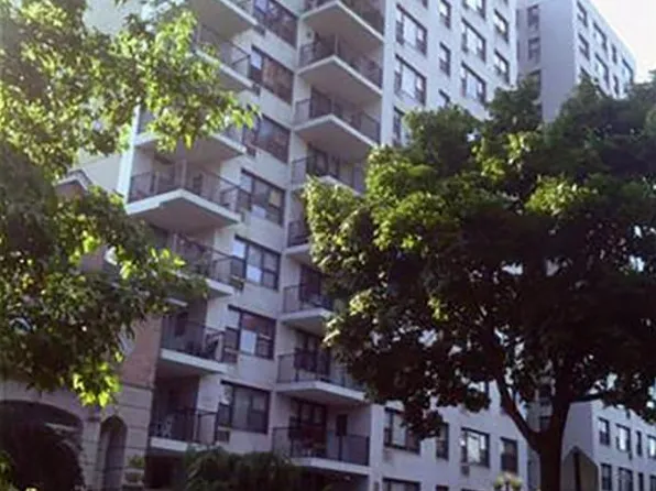 1360 Ocean Parkway image 1 of 5