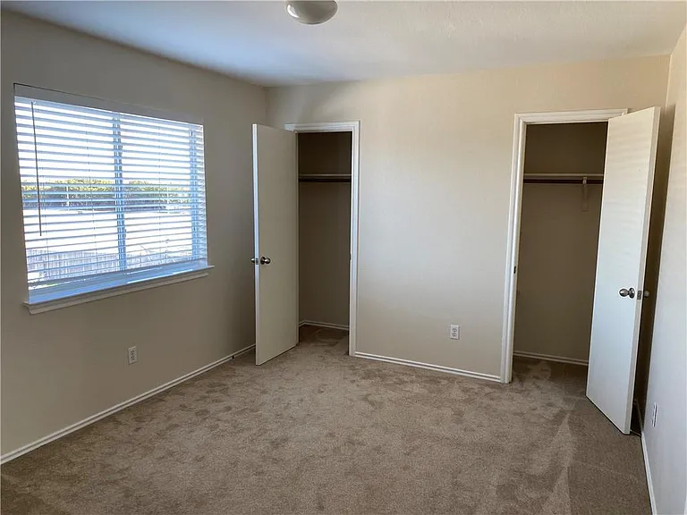 804 Sherry Dr — Photo 19