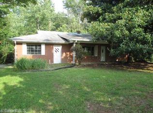 4102 Fuller Mill Rd, Thomasville, NC 27360