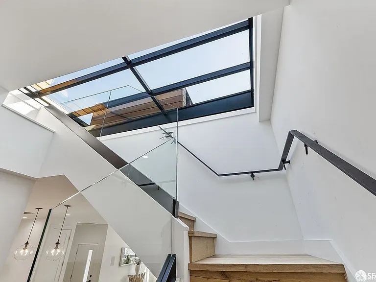 1160 Florida St — Photo 32