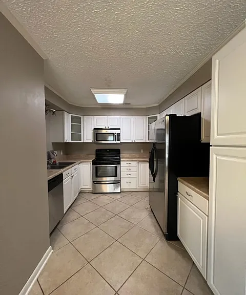 86 Azalea Dr — Photo 3
