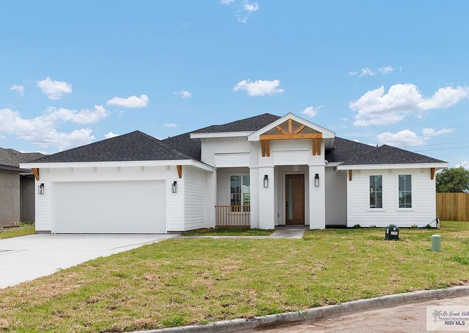 1st image of 321 Brooks Cir S