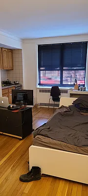 Rented by Astoria Park Realty Group Inc | media 44