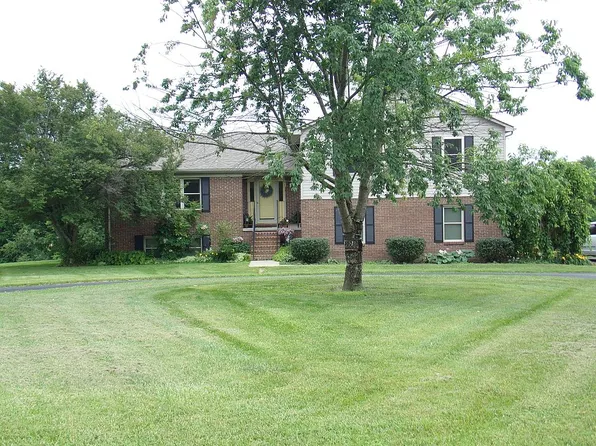 120 Rolling Ridge Dr, Berea, KY 40403