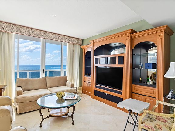 4th image of 3100 N Ocean Boulevard #1009
