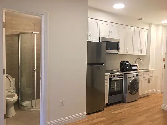 Rented by Comprehensive Management | media 13