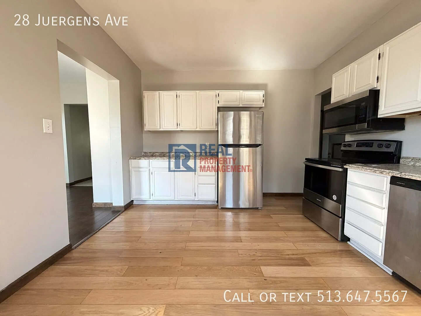 Spacious 5-Bedroom Apartment with Off-Street Parking & Yard! — Photo 2