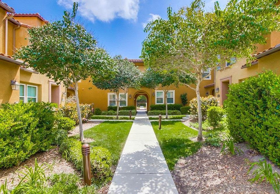 1st image of 17011 Calle Trevino Unit 3