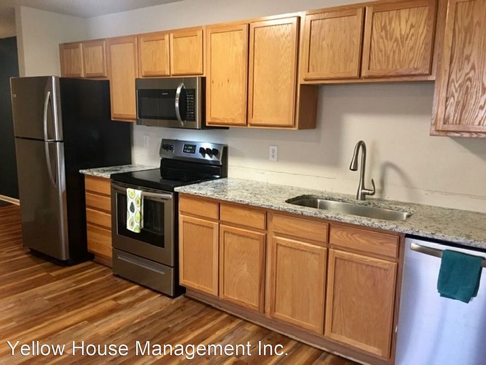 1st image of 1000 E Haggard Ave #104