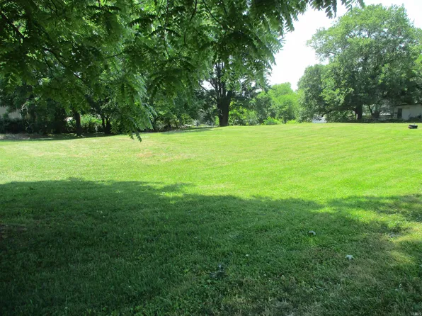 131 E High St, Chrisney, IN 47611