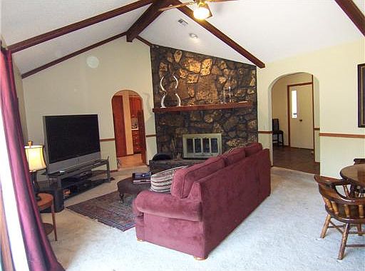 4th image of 3001 Richwood Cir