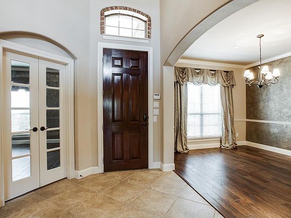 3rd image of 6405 Fitzgerald Dr