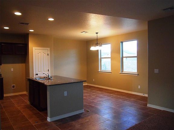 3rd image of 128 N Halstead Dr