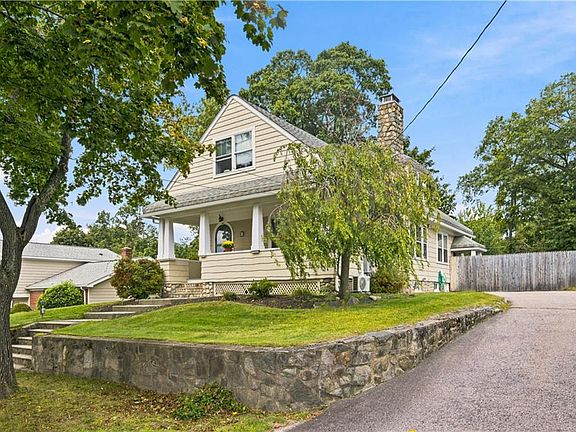 2nd image of 85 Pleasant View Rd