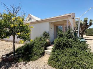 9016 Middleton Rd, Phelan, CA 92371