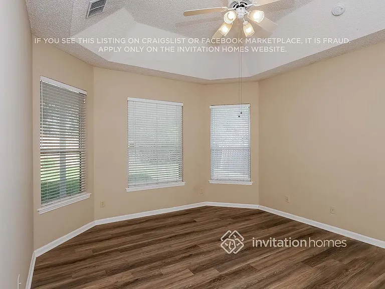 11836 Lake Fern Dr — Photo 8