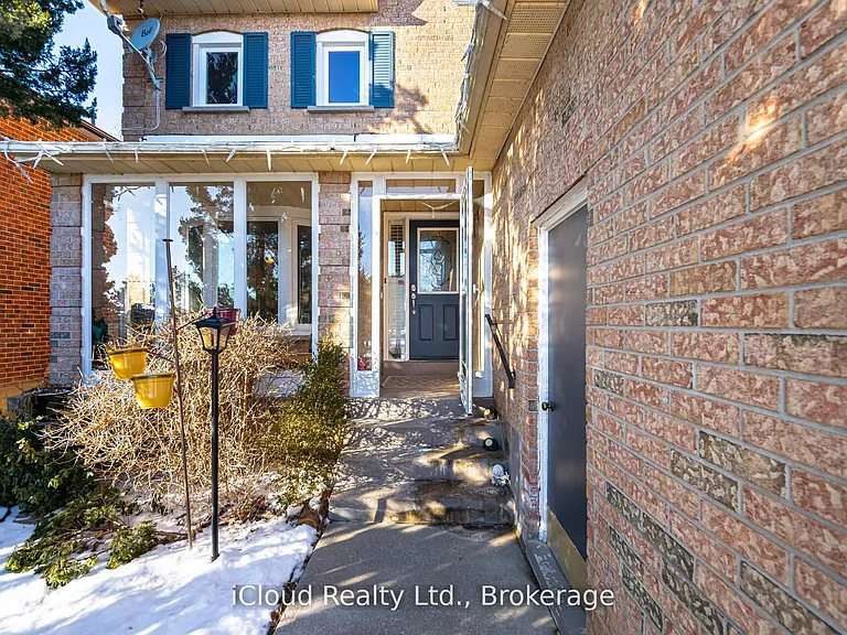 1615 Sir Montys Dr — Photo 2
