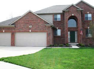 51691 Serra Ct, Macomb, MI 48042