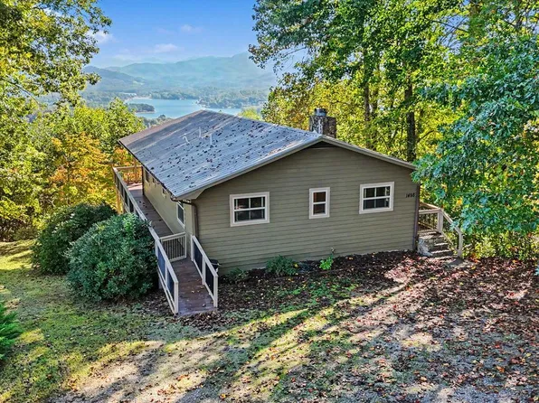 1498 Harris Ridge Rd, Young Harris, GA 30582