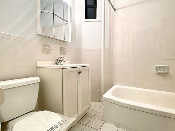 5th image of 413 E 81st St APT 2B