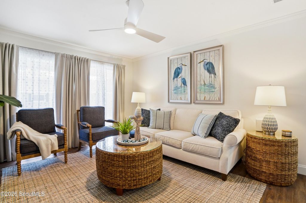 850 Mallery St APT E6, St Simons Island, GA