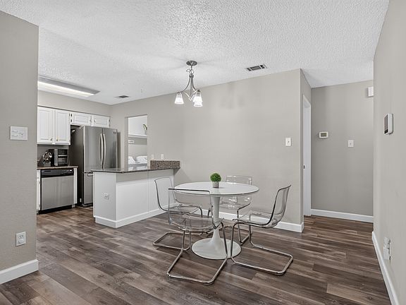 4th image of 1200 Nicole Way