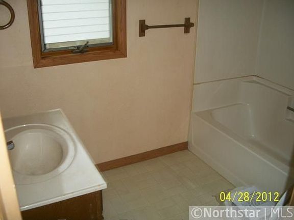 5th image of 516 N Miller Ave