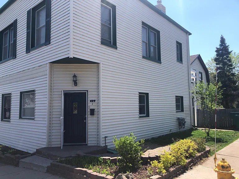429 N 12th Ave E #MAIN FLOOR — Photo 19