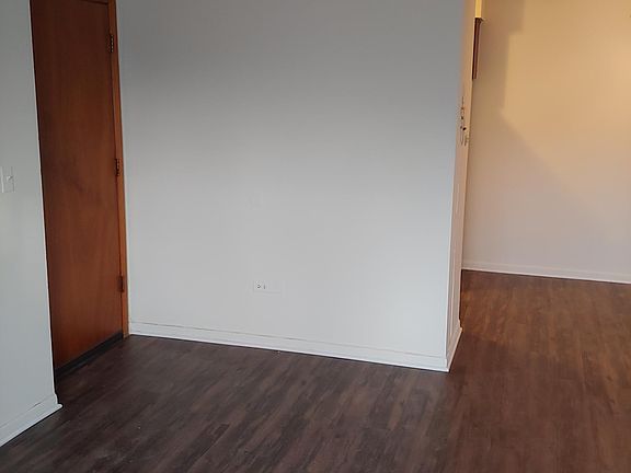 4th image of 7433 Randolph St Unit B