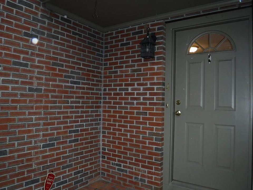 1st image of 537 Bridge St #3