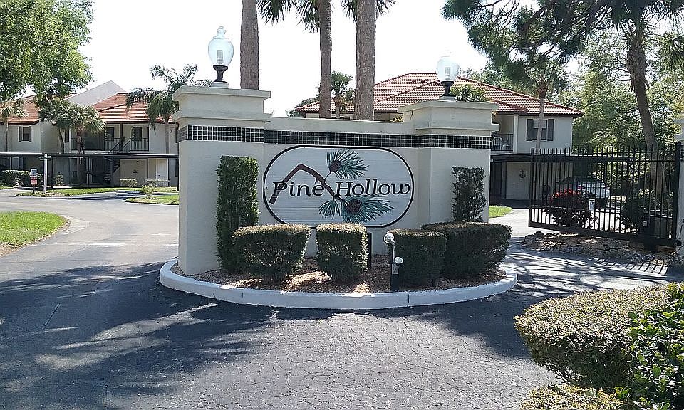 1st image of 405 Pine Hollow Cir