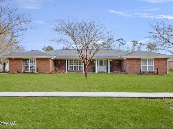 768 Hengen Ln, Biloxi, MS 39532