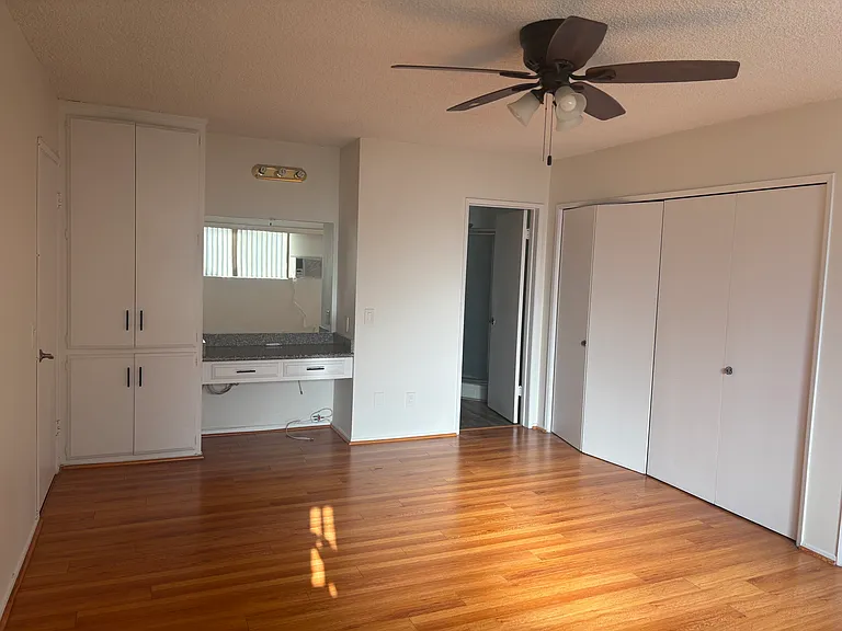 334 W Doran St #3 — Photo 9