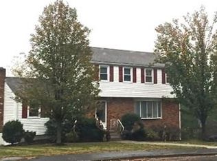 30 Barstow Dr, Braintree, MA 02184