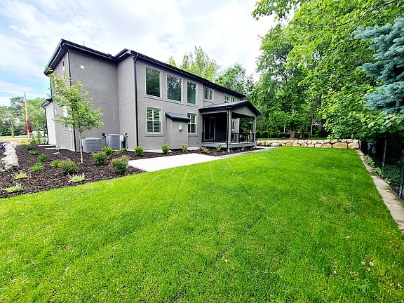 3rd image of 2724 E Mount Jordan Rd