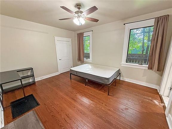 5th image of 7000 Jeannette St
