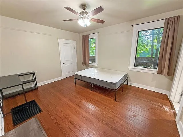 7000 Jeannette St — Photo 5