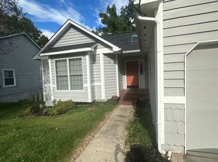 322 S Pointe Dr, Charleston, WV 25314