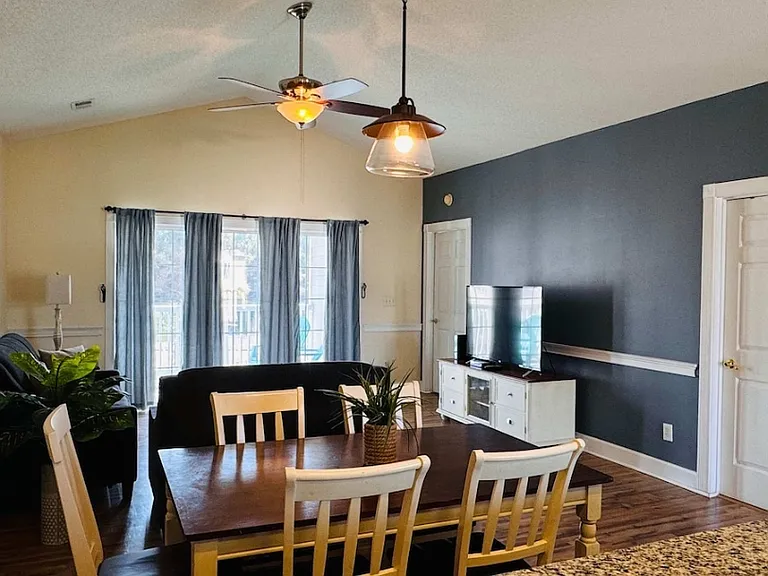 4870 Dahlia Ct #302 — Photo 4