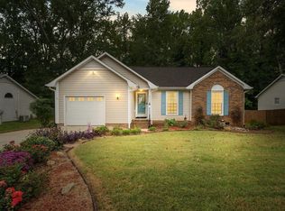 112 Boxelder Ln, Simpsonville, SC 29680