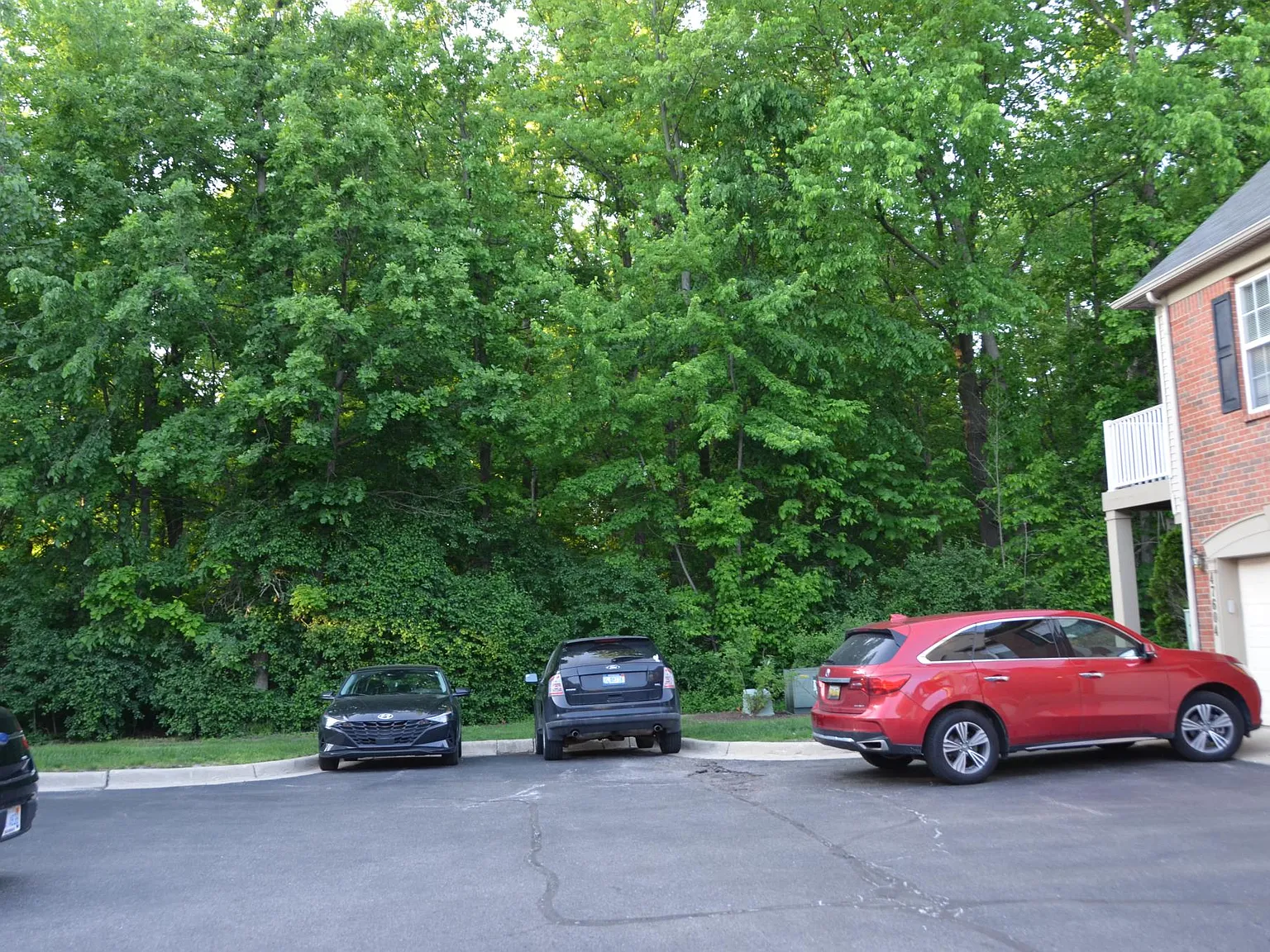 2 bed, 2.5 bath, 1669 sqft, $1,950 — Photo 3
