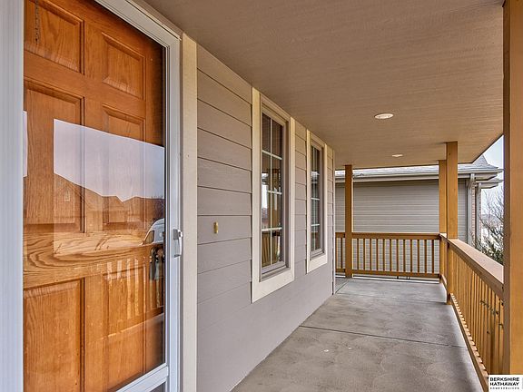 3rd image of 1308 N 181st St